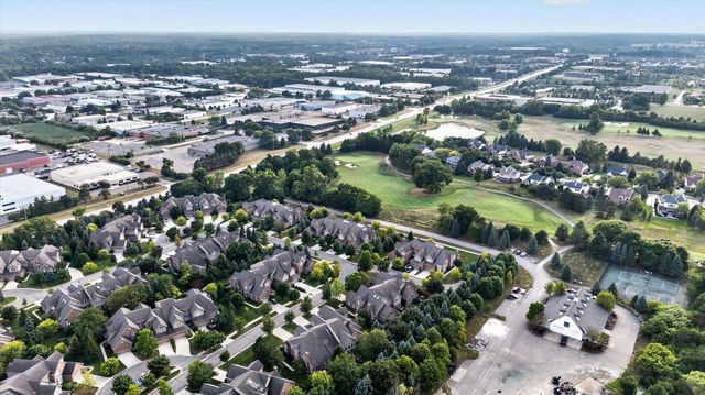 44742 Broadmoor Circle N, Northville, MI 48168