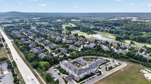 44742 Broadmoor Circle N, Northville, MI 48168