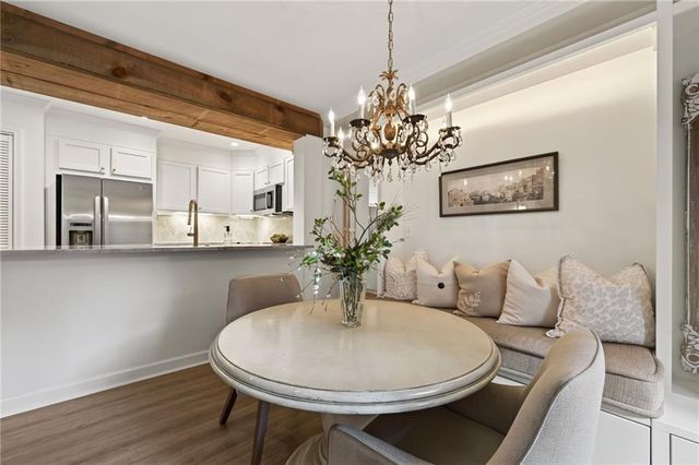 26 Old Ivy Square NE 26, Atlanta, GA 30342