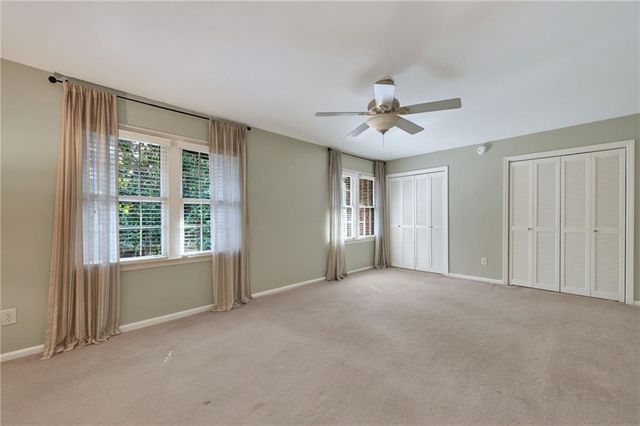26 Old Ivy Square NE 26, Atlanta, GA 30342