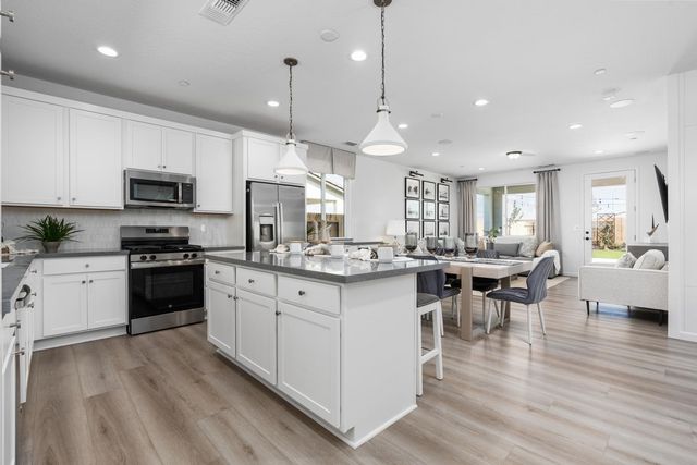 294 N Vista Ave., Fowler, CA 93625