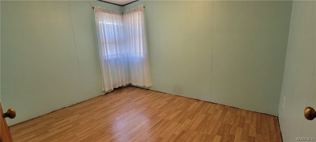 1251 94th Street, Niagara Falls, NY 14304
