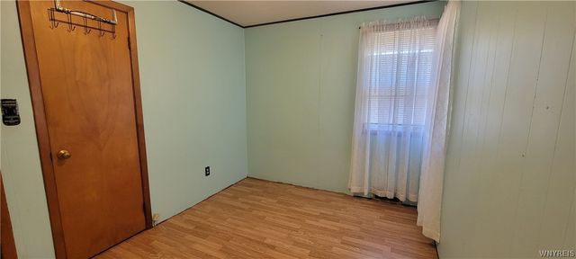 1251 94th Street, Niagara Falls, NY 14304