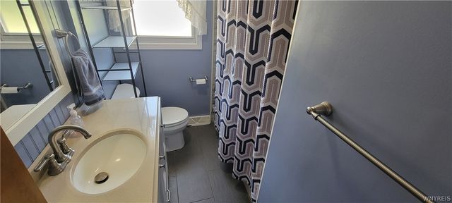 1251 94th Street, Niagara Falls, NY 14304