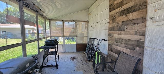 1251 94th Street, Niagara Falls, NY 14304