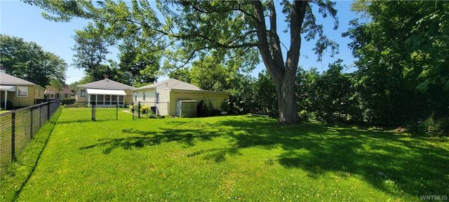 1251 94th Street, Niagara Falls, NY 14304