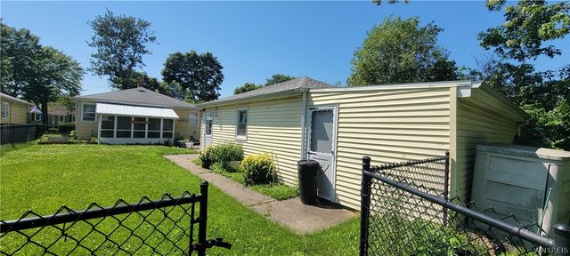1251 94th Street, Niagara Falls, NY 14304