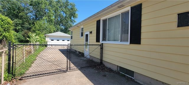 1251 94th Street, Niagara Falls, NY 14304