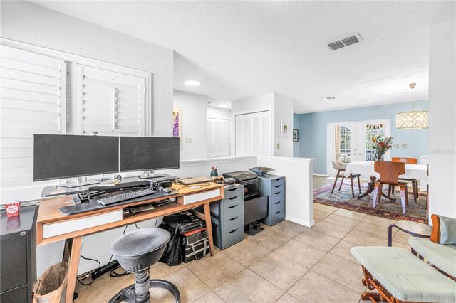 1770 GLEN LAKES BOULEVARD N, St Petersburg, FL 33702