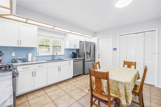 1770 GLEN LAKES BOULEVARD N, St Petersburg, FL 33702