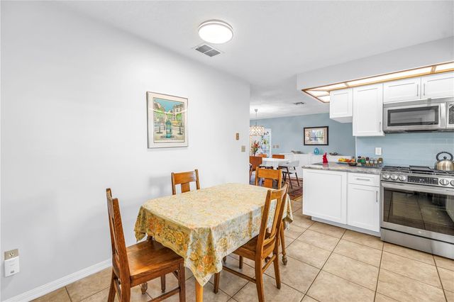 1770 GLEN LAKES BOULEVARD N, St Petersburg, FL 33702