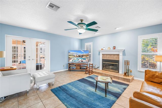 1770 GLEN LAKES BOULEVARD N, St Petersburg, FL 33702