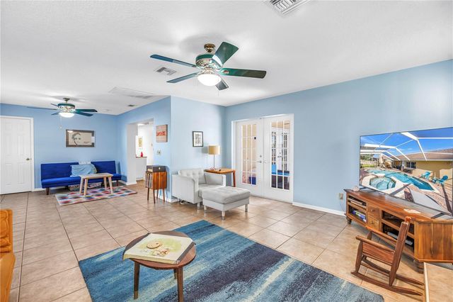 1770 GLEN LAKES BOULEVARD N, St Petersburg, FL 33702