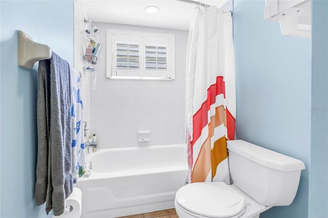 1770 GLEN LAKES BOULEVARD N, St Petersburg, FL 33702