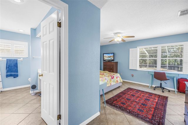 1770 GLEN LAKES BOULEVARD N, St Petersburg, FL 33702