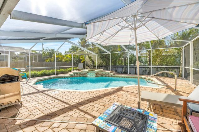 1770 GLEN LAKES BOULEVARD N, St Petersburg, FL 33702