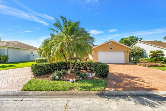 1770 GLEN LAKES BOULEVARD N, St Petersburg, FL 33702
