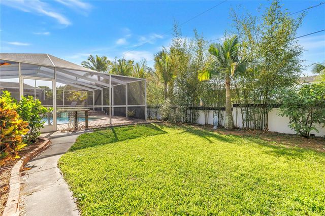 1770 GLEN LAKES BOULEVARD N, St Petersburg, FL 33702