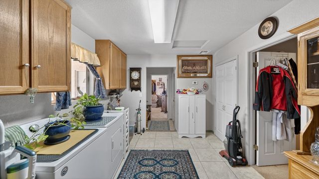 3228 N Kayenta, Golden Valley, AZ 86413