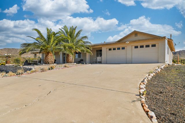 3228 N Kayenta, Golden Valley, AZ 86413