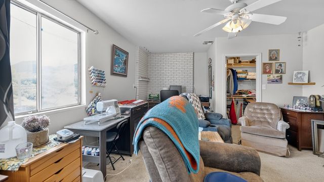 3228 N Kayenta, Golden Valley, AZ 86413