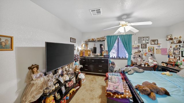3228 N Kayenta, Golden Valley, AZ 86413