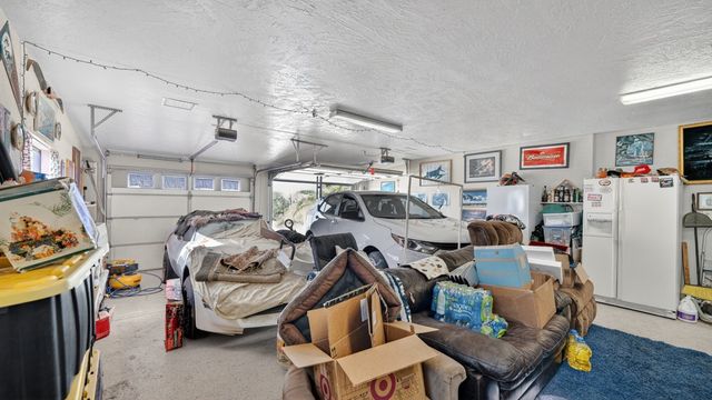 3228 N Kayenta, Golden Valley, AZ 86413