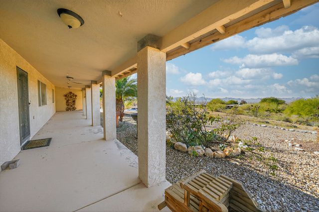 3228 N Kayenta, Golden Valley, AZ 86413