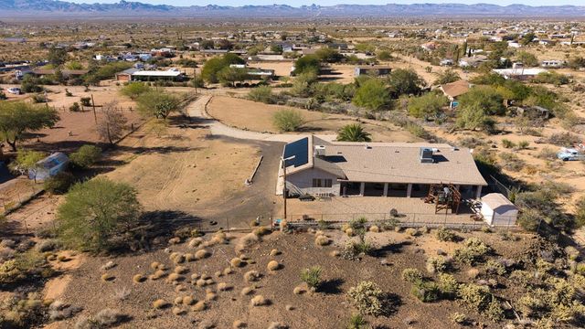 3228 N Kayenta, Golden Valley, AZ 86413