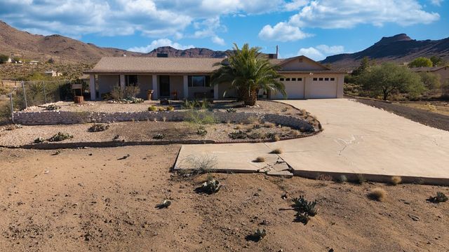 3228 N Kayenta, Golden Valley, AZ 86413