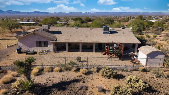 3228 N Kayenta, Golden Valley, AZ 86413