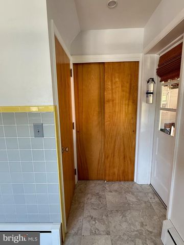 19 PINE AVE, Lebanon, PA 17042