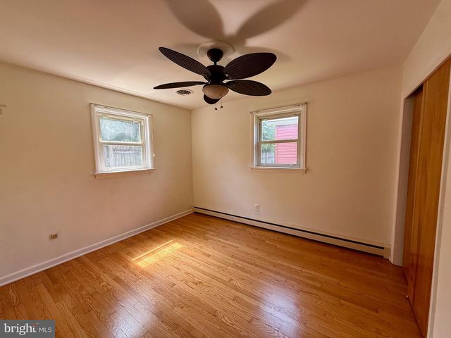 19 PINE AVE, Lebanon, PA 17042