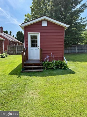 19 PINE AVE, Lebanon, PA 17042