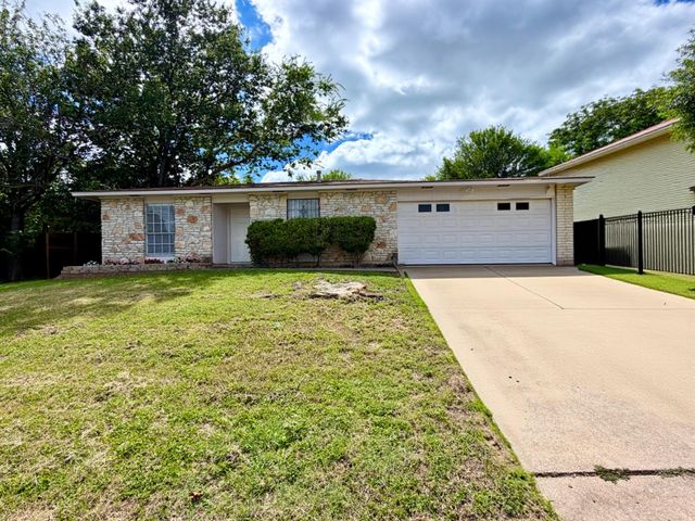 8200 Furness DR, Austin, TX 78753