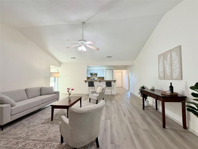 8200 Furness DR, Austin, TX 78753