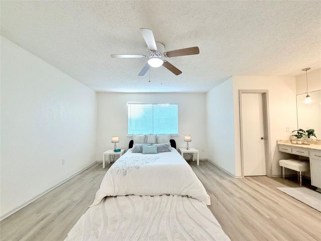 8200 Furness DR, Austin, TX 78753