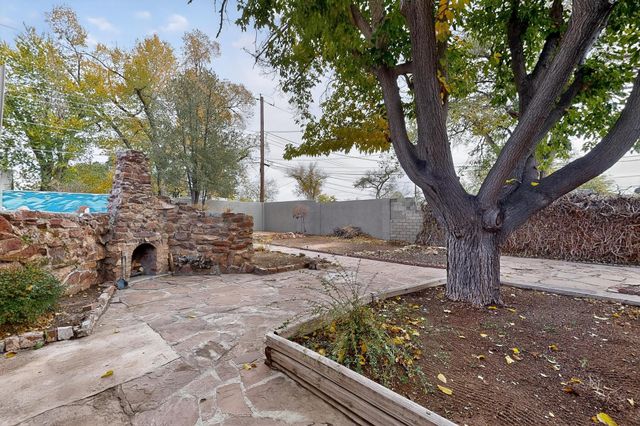 3503 Berkeley Place NE, Albuquerque, NM 87106