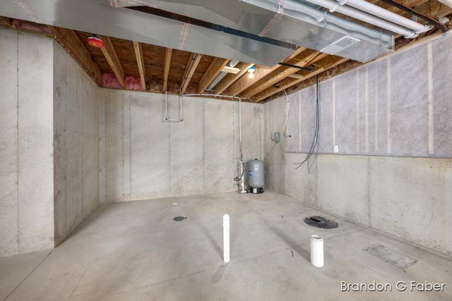 9383 Shimano Drive, Portland, MI 48875