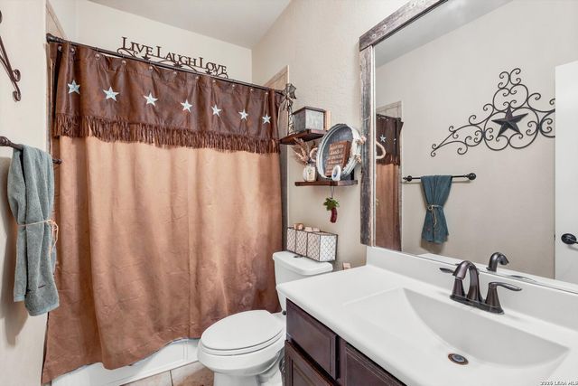 10201 Sparkle Point, Schertz, TX 78154