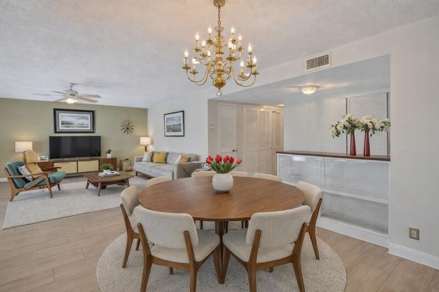 3050 NE 48th Street 107, Fort Lauderdale, FL 33308