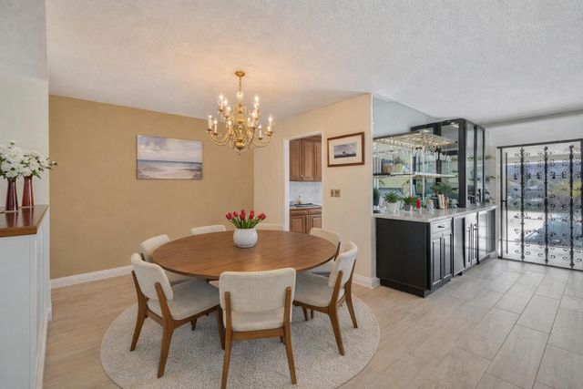 3050 NE 48th Street 107, Fort Lauderdale, FL 33308