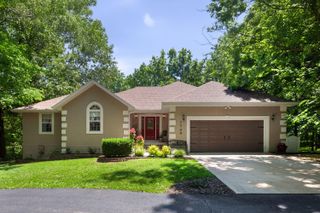 7740 Carl Avenue, Springfield, MO 65802