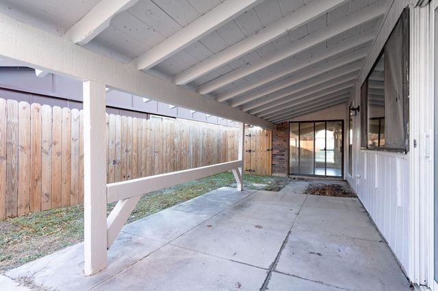 5220 Pruitt Drive, The Colony, TX 75056