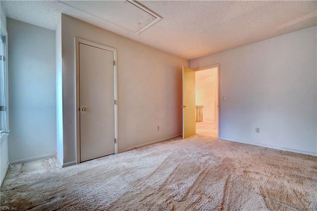 1009 Ranchero RD, Virginia Beach, VA 23456