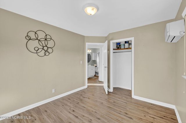 24584 Mccutchenville Road, Perrysburg, OH 43551