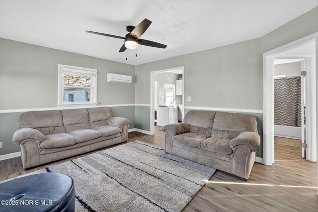 24584 Mccutchenville Road, Perrysburg, OH 43551