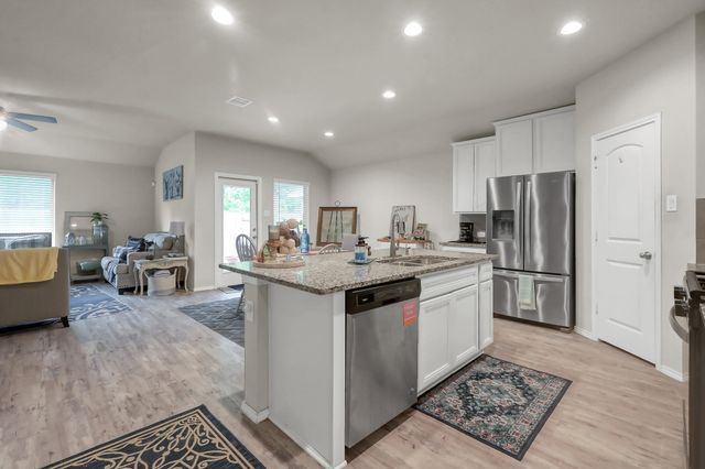 2290 Strong Horse Drive, Conroe, TX 77301