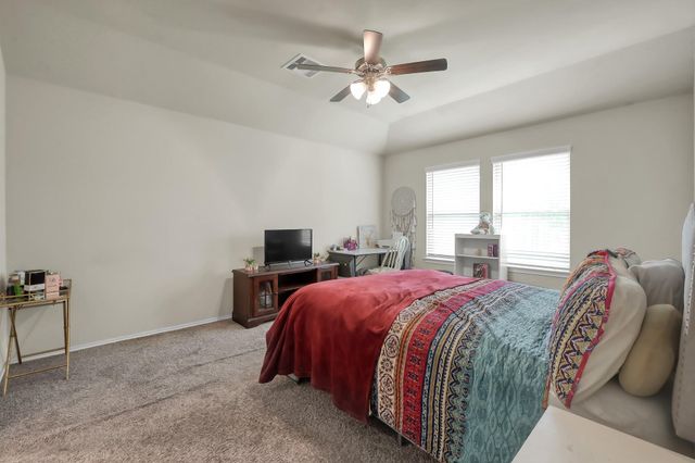 2290 Strong Horse Drive, Conroe, TX 77301