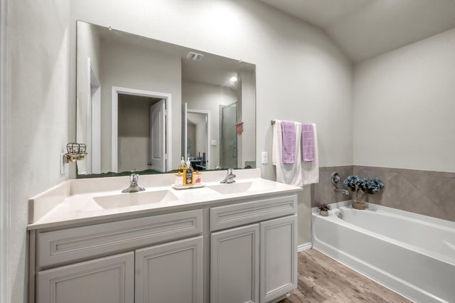 2290 Strong Horse Drive, Conroe, TX 77301